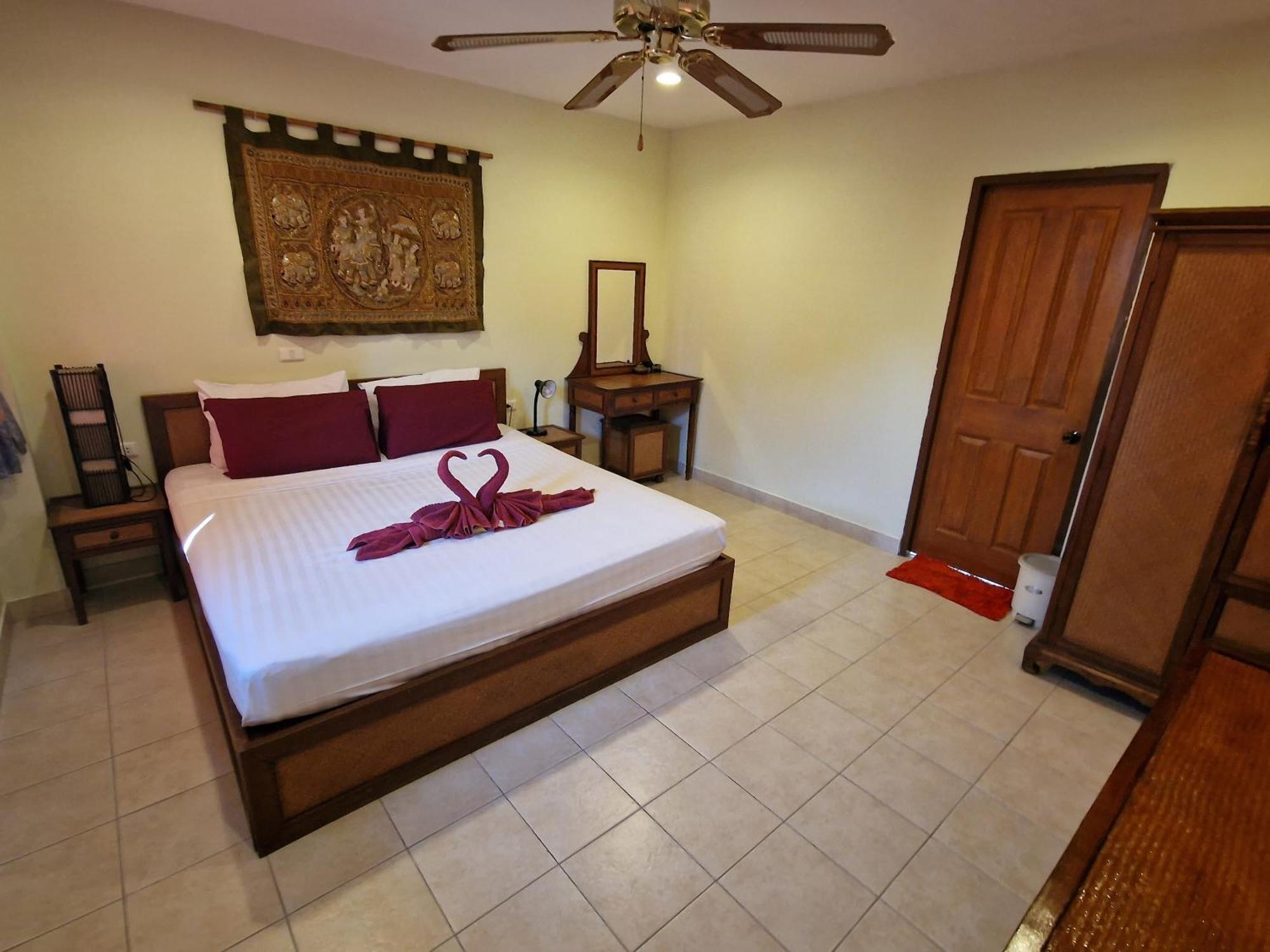 Villa Oranje Chiang Mai — Foto’s 2